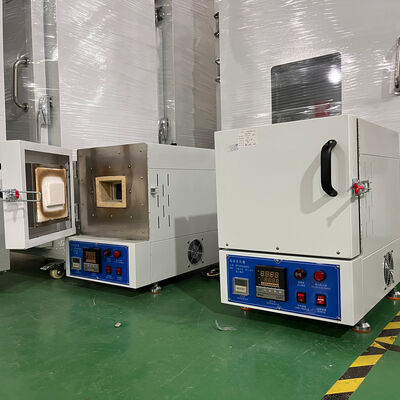 Liyi 1000 องศา 1200 / 1500 เตาเผาแบบมัฟเฟิลอุตสาหกรรมในห้องปฏิบัติการอบชุบด้วยความร้อนไฟฟ้าอุณหภูมิสูง ราคา